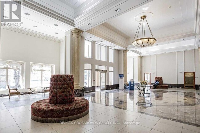 8 Lee Centre Dr in Toronto, ON - Building Photo - Building Photo