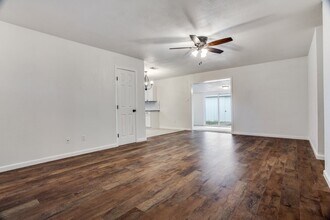 909 Bennett St in Cedar Hill, TX - Building Photo - Building Photo