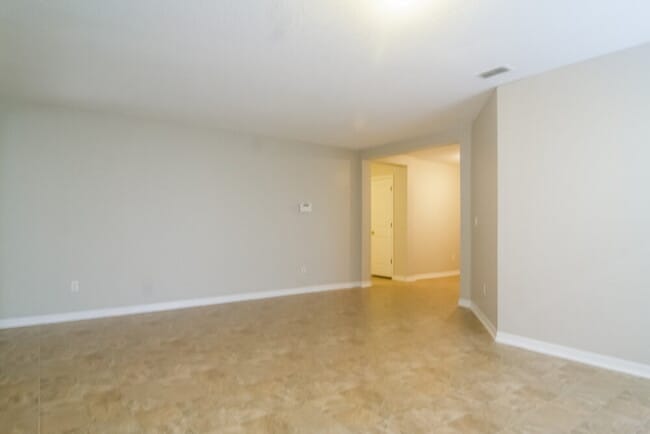 645 Maya Susan Loop in Apopka, FL - Building Photo - Building Photo