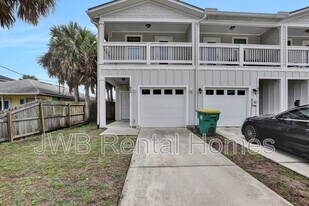 834 4th Ave S in Jacksonville Beach, FL - Building Photo