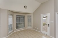 7713 Blossom Dr-Unit -345 in Fort Worth, TX - Building Photo - Building Photo