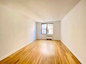 4475 Henry Hudson Pkwy W in Bronx, NY - Building Photo - Building Photo