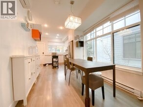 5138 Canada Wy in Burnaby, BC - Building Photo - Building Photo