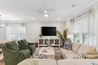 313 Bottlebrush Walk in Brunswick, GA - Building Photo - Building Photo