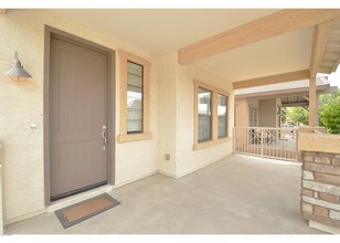 1421 W Pelican Ct in Chandler, AZ - Building Photo - Building Photo