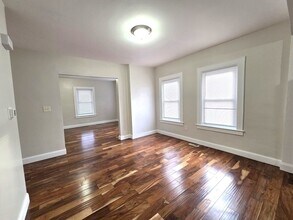 71 Pratt St in Avon, MA - Building Photo - Building Photo