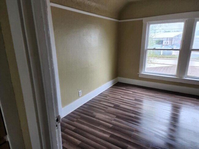 3513 SW Adams St in Peoria, IL - Building Photo - Building Photo