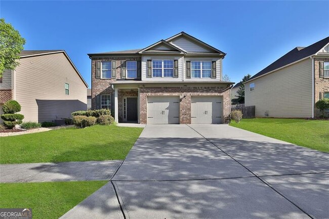property at 581 Collingsworth Ln NE
