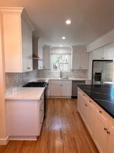 6641 Glade Ave, Unit 6641 Glade Ave. in Woodland Hills, CA - Foto de edificio - Building Photo