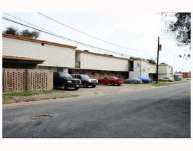 3241 Reid Dr in Corpus Christi, TX - Building Photo - Building Photo