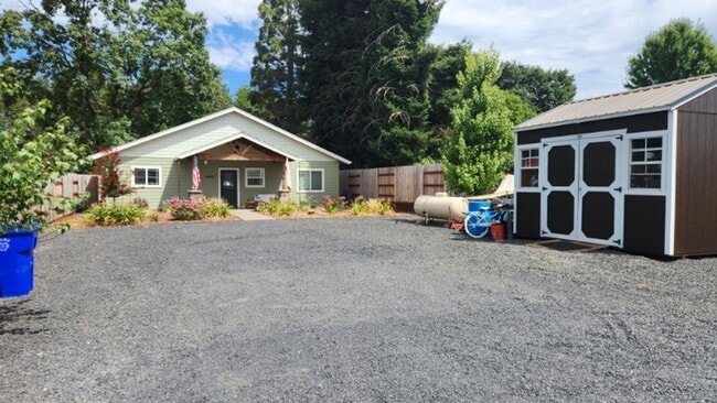 property at 1429 Juniper Ln
