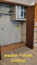 162 Oak Hill Cluster in Independence, MO - Building Photo - Building Photo