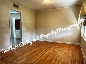 130 E Salem Dr in Montgomery, AL - Building Photo - Building Photo