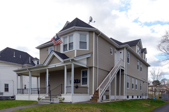 4 Webster St in Taunton, MA - Building Photo - Building Photo