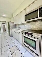 71 NW 76th St in Miami, FL - Building Photo - Building Photo