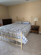 222 N View Cir in Warrenton, VA - Building Photo - Building Photo