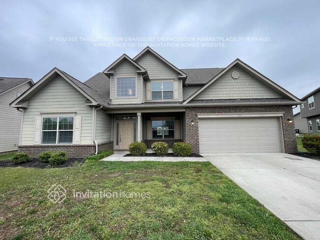 property at 828 Richardson Wy