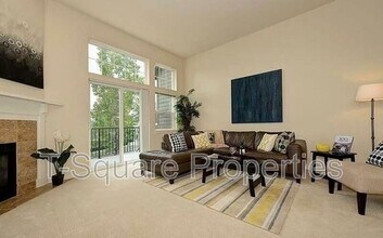 1693 NE Juneberry St in Issaquah, WA - Building Photo - Building Photo