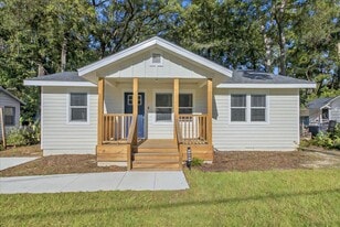 3005 S Meridian St in Tallahassee, FL - Building Photo