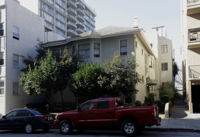 133 17th St in Oakland, CA - Foto de edificio - Building Photo