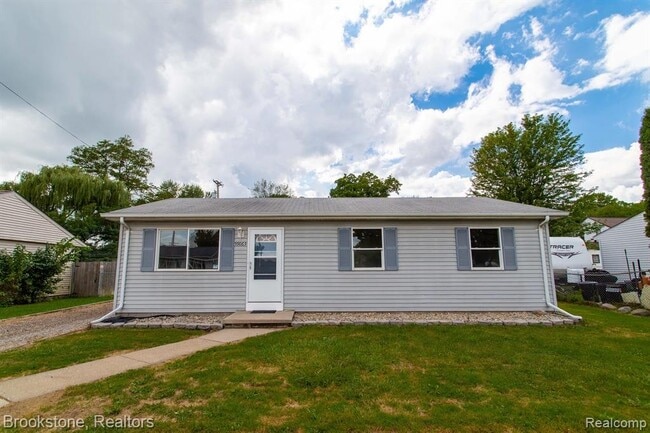 59063 1st in New Haven, MI - Building Photo - Building Photo