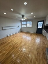 4901 Salem Ln in Fort Wayne, IN - Building Photo - Building Photo