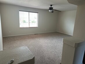 9444 Castle Oaks Dr in Fountain, CO - Building Photo - Building Photo
