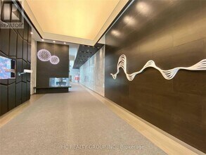 5180 Yonge St in Toronto, ON - Building Photo - Building Photo