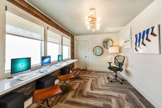 Briarwood at Central Park in Fremont, CA - Foto de edificio - Building Photo