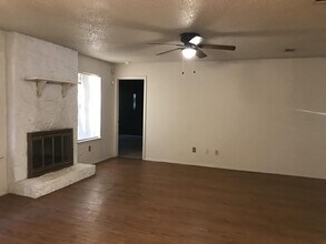 9302 Canus Dr in Austin, TX - Building Photo - Building Photo