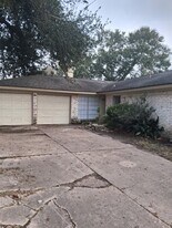 6823 Castleview Ln in Missouri City, TX - Building Photo