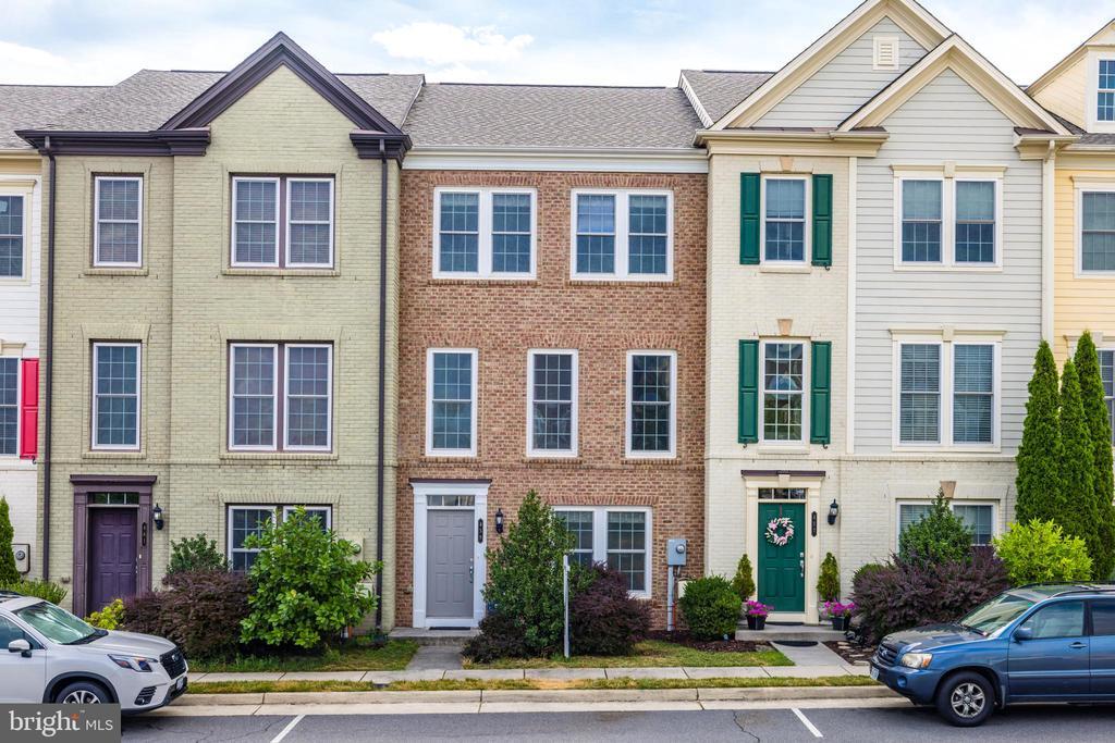 459 Heartleaf Terrace SE in Leesburg, VA - Building Photo
