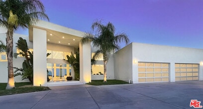 80 Saddlebow Rd in Bell Canyon, CA - Building Photo - Building Photo