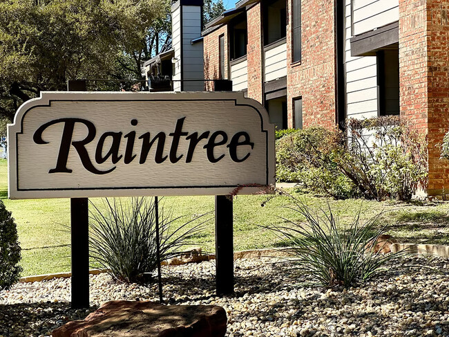 Raintree Apartments in San Angelo, TX - Building Photo - Building Photo