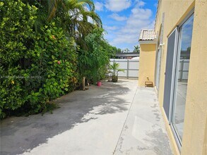 15770 SW 84th Terrace in Miami, FL - Building Photo - Building Photo
