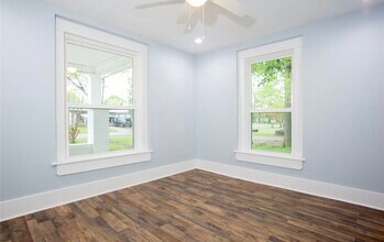 110 S 13th St in Hartshorne, OK - Building Photo - Building Photo