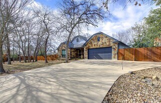 110 Kou Ct in Bastrop, TX - Building Photo