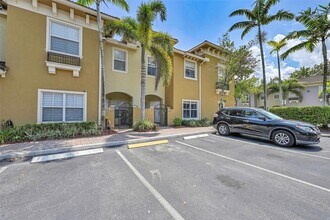 1202 Prospect Rd, Unit 1114 in Oakland Park, FL - Building Photo - Building Photo