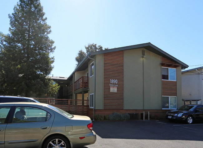 Robin Lane Apartments in Concord, CA - Building Photo - Building Photo