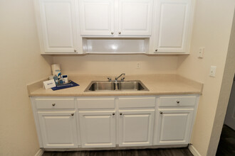 Greenway in Sarasota, FL - Building Photo - Building Photo