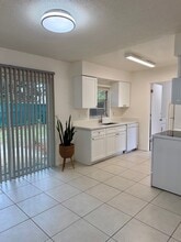 914 La Salle Ave in Orlando, FL - Foto de edificio - Building Photo