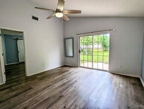 2466 Redoubt Ave in Pensacola, FL - Building Photo - Building Photo