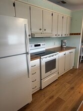 10 Lake Diane Dr in Naples, FL - Foto de edificio - Building Photo