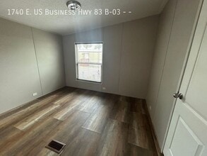 3 B St in Mission, TX - Building Photo - Building Photo