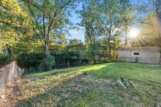 212 Mc Alpine Dr in St. Louis, MO - Building Photo - Building Photo