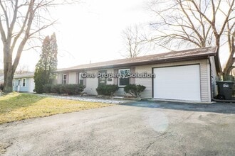 1637 E 33rd Ave in Hobart, IN - Building Photo - Building Photo