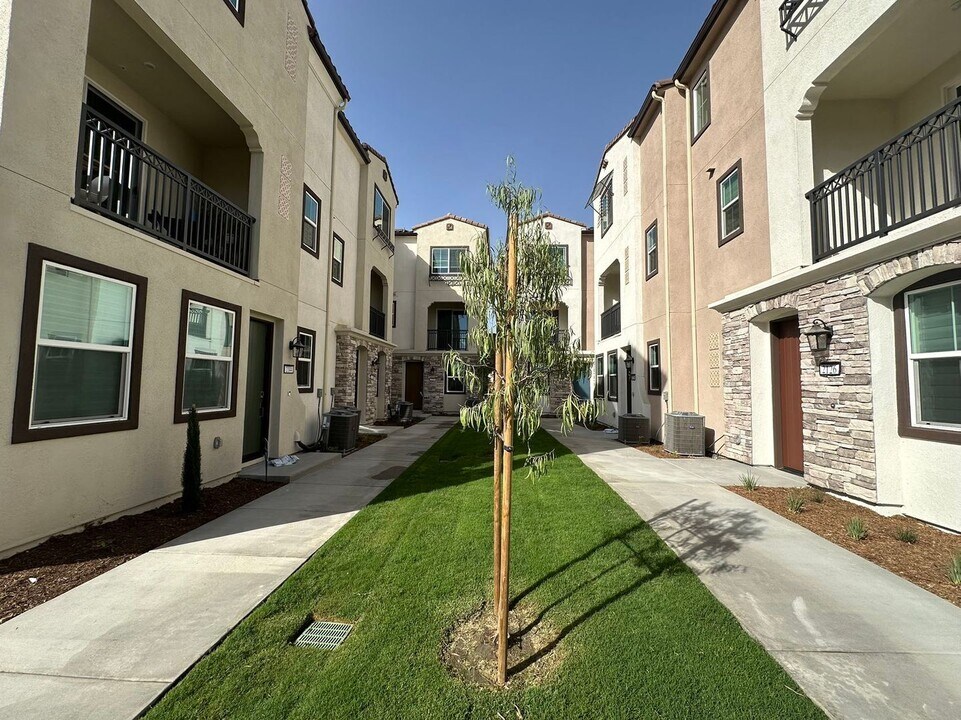 2140 Yukon in Pomona, CA - Building Photo