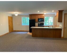 5 Breakneck Hill Rd-Unit -2 in Southborough, MA - Building Photo - Building Photo
