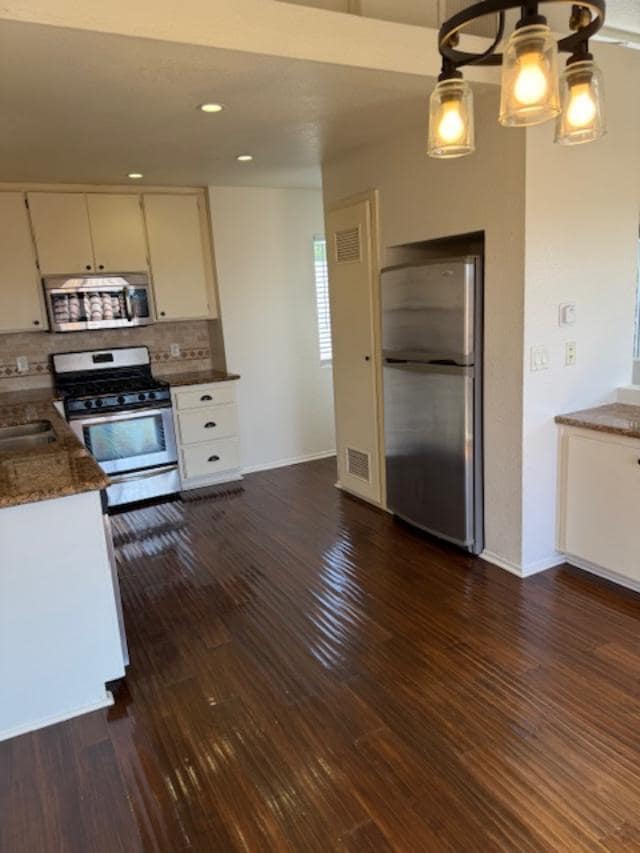 600 1st St, Unit 2 in Hermosa Beach, CA - Building Photo - Building Photo