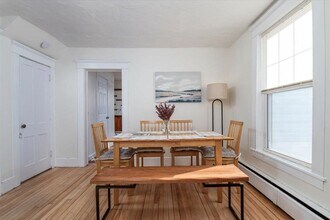 122 Oak St in Rutland, VT - Building Photo - Building Photo